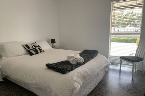 Photo of property in Bayview Apartments, 4/362 Lake Terrace, Two Mile Bay, Taupo, 3330