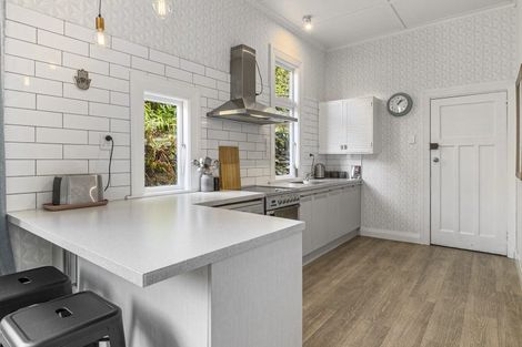 Photo of property in 331 Ravensbourne Road, Maia, Dunedin, 9022