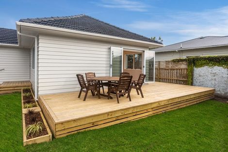 Photo of property in 2/55 Aramoana Avenue, Devonport, Auckland, 0624