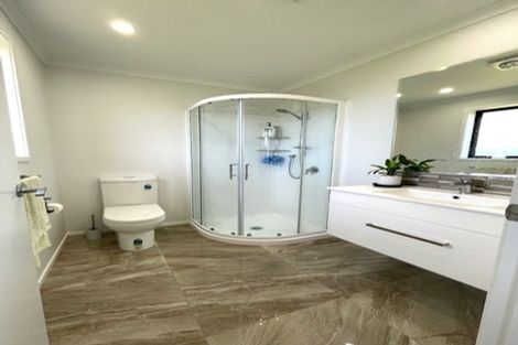 Photo of property in 26 Honeyfield Drive, Whalers Gate, New Plymouth, 4310