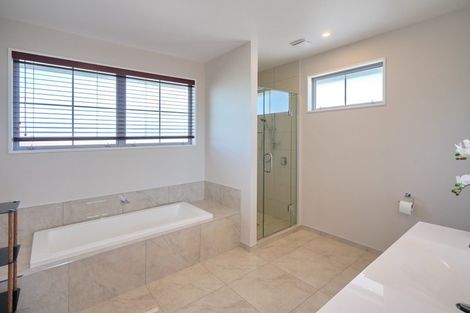 Photo of property in 53 Grayshott Avenue, Casebrook, Christchurch, 8051