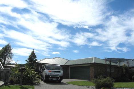 Photo of property in 2 Kingsford Drive, Stoke, Nelson, 7011