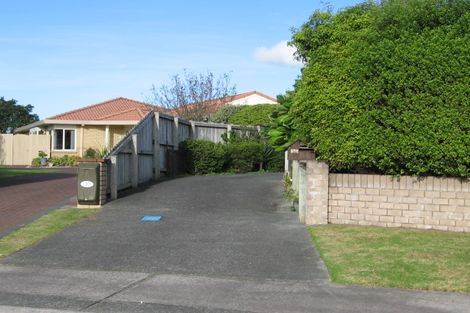 Photo of property in 9b Mcgowan Place, Orewa, 0931