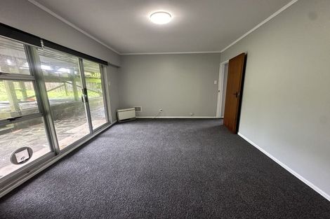Photo of property in 15 Edgecombe Street, Newlands, Wellington, 6037