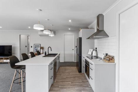 Photo of property in 28 Lockerbie Street, Morrinsville, 3300