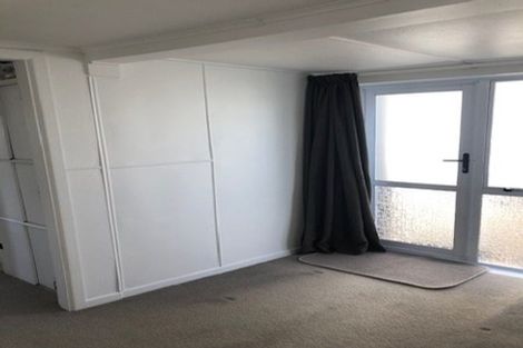 Photo of property in 39 Paynters Avenue, Strandon, New Plymouth, 4312