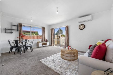 Photo of property in 1/56 Rimu Street, New Lynn, Auckland, 0600