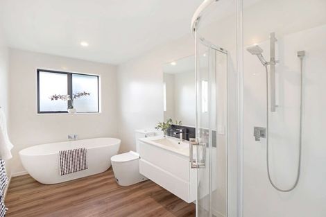 Photo of property in 31 Kingfisher Avenue, Amberley, 7410