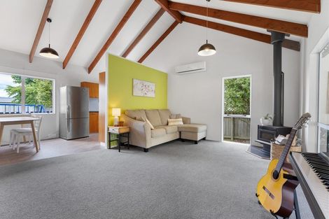 Photo of property in 19 Peppertree Glade, Kelvin Grove, Palmerston North, 4414