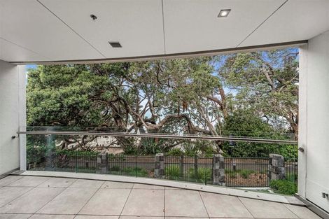 Photo of property in 1/7 The Promenade, Takapuna, Auckland, 0622
