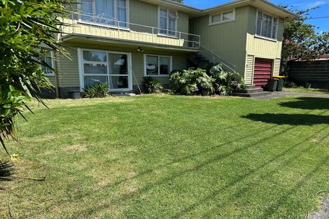 Photo of property in 61 Whiteley Street, Moturoa, New Plymouth, 4310