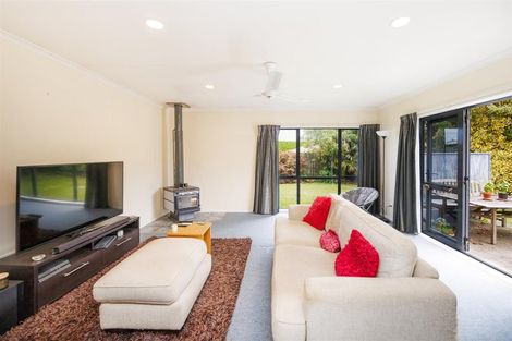 Photo of property in 11 Mcilwaine Place, Marton, 4710