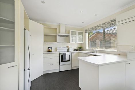 Photo of property in Redwood Village, 31/42 Main Road, Tawa, Wellington, 5028