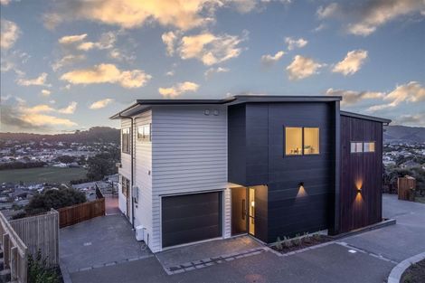 Photo of property in 176b Navigation Drive, Whitby, Porirua, 5024