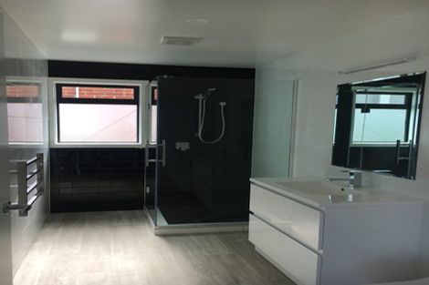 Photo of property in 1 Farmer Street, Mangere East, Auckland, 2024