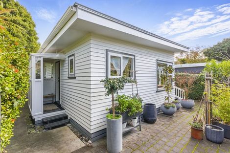 Photo of property in 1/52 Matatua Road, Raumati Beach, Paraparaumu, 5032