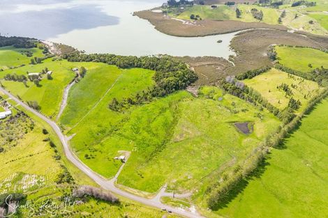Photo of property in 186 Metcalfe Road, Matakohe, 0593