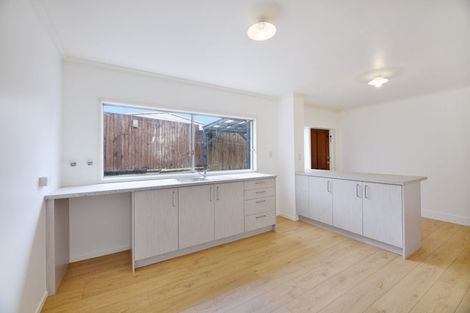 Photo of property in 3 Statesman Street, Henderson, Auckland, 0612