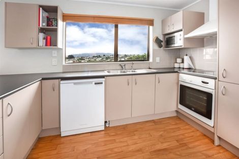 Photo of property in 5 Garboard Lane, Whitby, Porirua, 5024