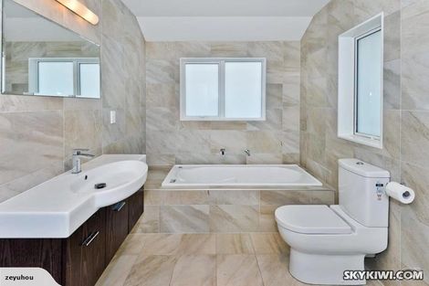 Photo of property in 113 Laurel Oak Drive, Schnapper Rock, Auckland, 0632