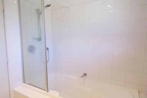 Photo of property in 48 Glenbervie Crescent, Massey, Auckland, 0614