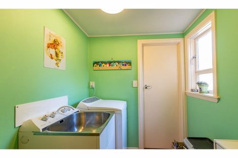 Photo of property in 193 High Street, Oxford, 7430