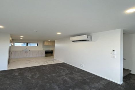 Photo of property in 231u3 Marine Parade, Seatoun, Wellington, 6022