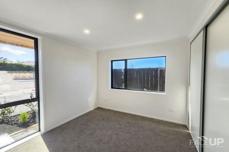 Photo of property in 4 Rahopuru Road, Westgate, 0614