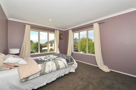 Photo of property in 35 Mataroa Place, Parklands, Christchurch, 8083