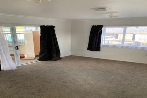 Photo of property in 8 Naumai Place, Spotswood, New Plymouth, 4310