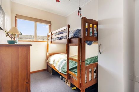 Photo of property in 2/2a Eskdale Road, Birkdale, Auckland, 0626