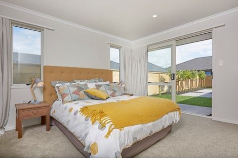 Photo of property in 51 Tradewinds Drive, Whitby, Porirua, 5024