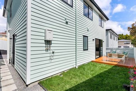 Photo of property in 17 Kathleen Street, Totara Vale, Auckland, 0627