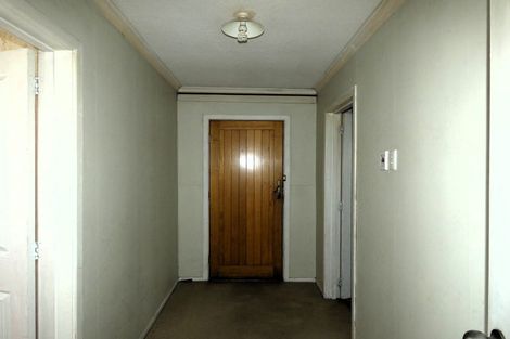 Photo of property in 120 Queen Street, Westport, 7825