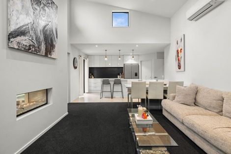 Photo of property in 20 Puhara Avenue, Parklands, Christchurch, 8083