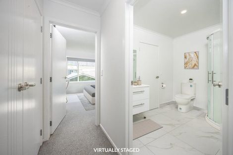 Photo of property in 12u4 Scotland Place, Hillcrest, Hamilton, 3216