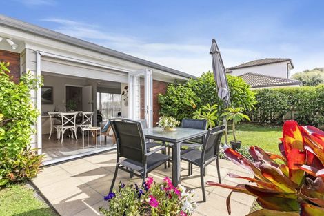 Photo of property in 3/30 Hattaway Avenue, Bucklands Beach, Auckland, 2012