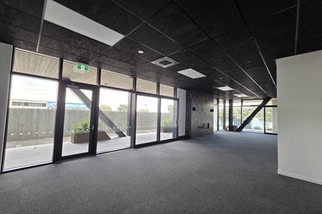 Photo of property in 2/11a Customs Quay, Ahuriri, Napier, 4110