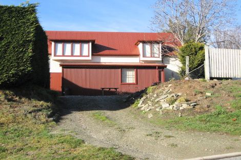 Photo of property in 10 Morrows Mead, Wanaka, 9305