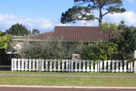 Photo of property in 4b Pauanui Boulevard, Pauanui, Hikuai, 3579