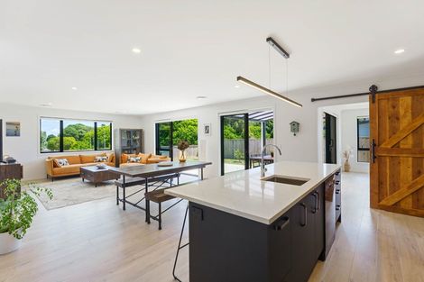 Photo of property in 5 Morepork Drive, Waikanae, 5036