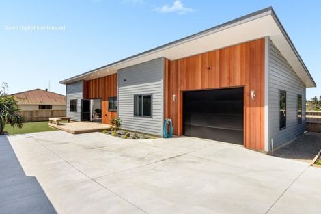 Photo of property in 17 Margaret Road, Bellevue, Tauranga, 3110