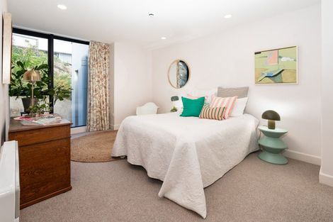 Photo of property in 7/308 Oriental Parade, Oriental Bay, Wellington, 6011