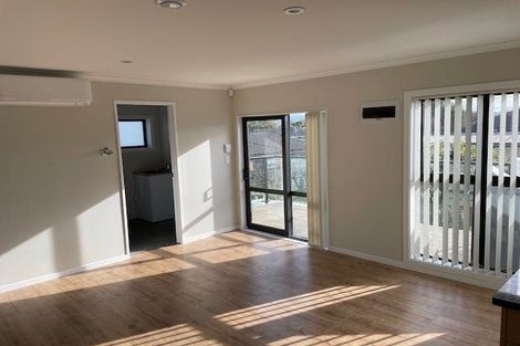 Photo of property in 3 Edwards Avenue, Henderson, Auckland, 0610