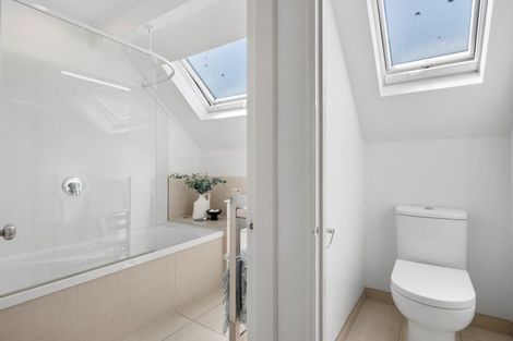 Photo of property in 3 The Mall, Mount Maunganui, 3116