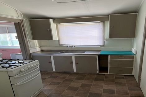 Photo of property in 19 Snelson Street, Palmerston North, 4410