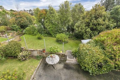 Photo of property in 16 Coronation Road, Glenfield, Auckland, 0627