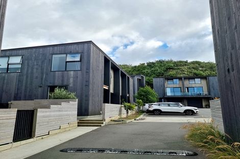Photo of property in 20u9 Trent Street, Island Bay, Wellington, 6023