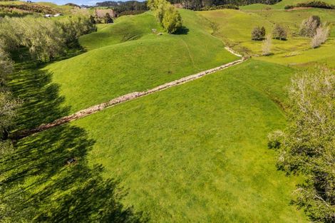 Photo of property in Makara Road, Te Popo, Stratford, 4394