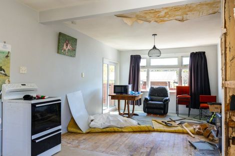 Photo of property in 49 Hampden Street, Picton, 7220